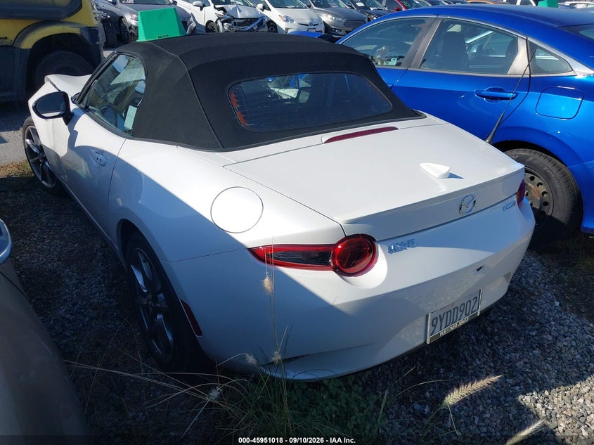 2022 MAZDA MX-5 CABRIO 2.0L I-4 DI, DOHC, VVT, PREMIUM , 181HP