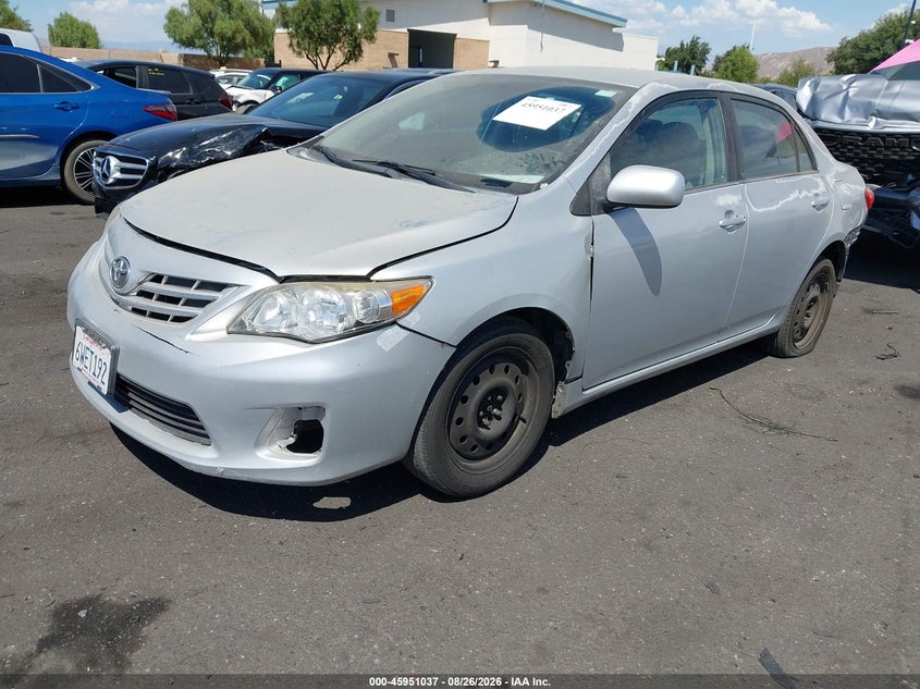 2013 Toyota Corolla, Удар сзади, IAAI, VIN 5YFBU4EE5DP091268 — фото 2