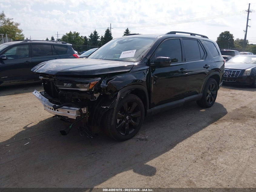 2025 Honda Pilot, Front End, IAAI, VIN 5FNYG1H93SB065923 — photo 2