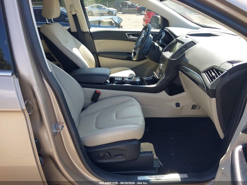 2020 FORD EDGE auction photo 5