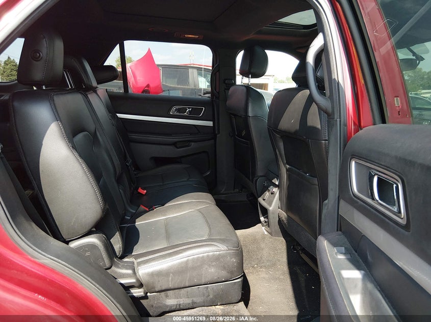 2017 FORD EXPLORER auction photo 8