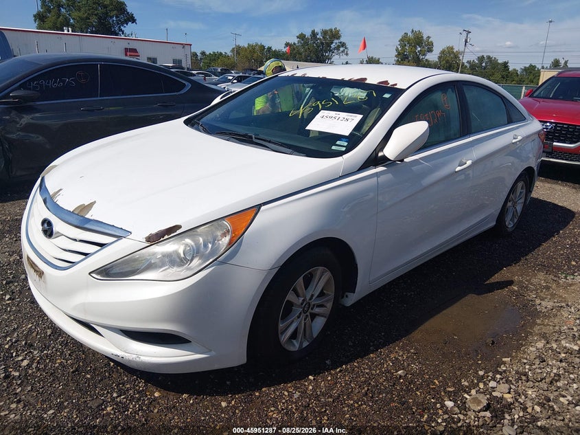 2013 Hyundai Sonata, Flood, IAAI, VIN 5NPEB4AC3DH663104 — photo 2