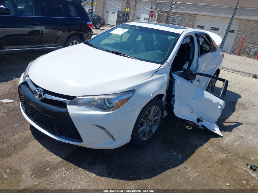 2017 Toyota Camry, Left Side, IAAI, VIN 4T1BF1FKXHU271010 — photo 2