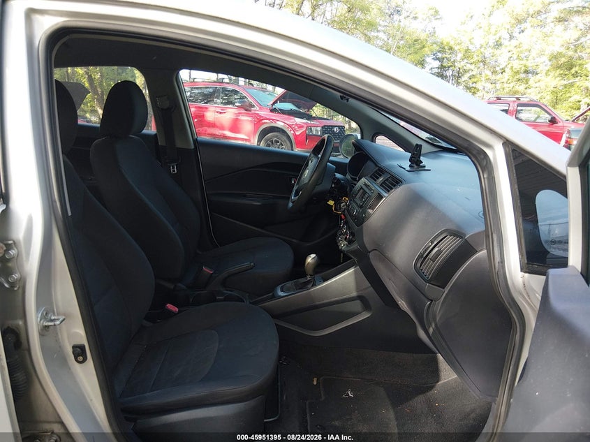 2013 KIA RIO auction photo 5