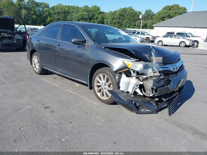 2013 TOYOTA CAMRY auction photo 1