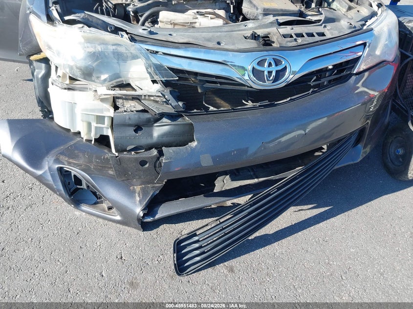 2013 TOYOTA CAMRY auction photo 6