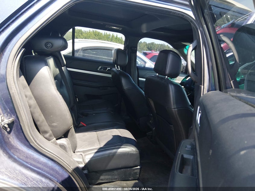 2016 FORD EXPLORER auction photo 8