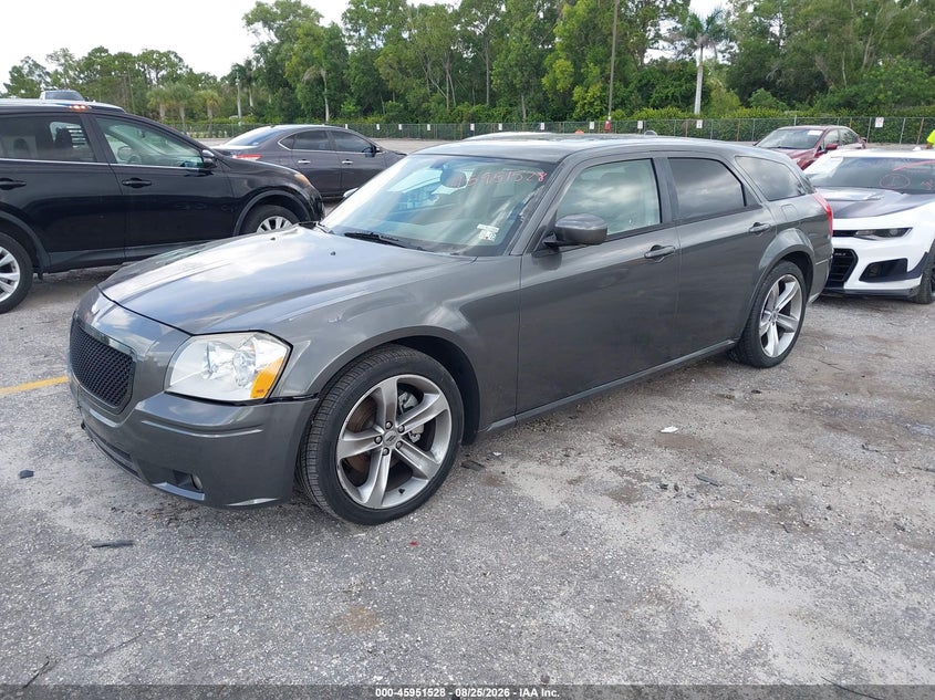 2005 Dodge Magnum, Звичайний знос, IAAI, VIN 2D4GV58245H625199 — фото 2