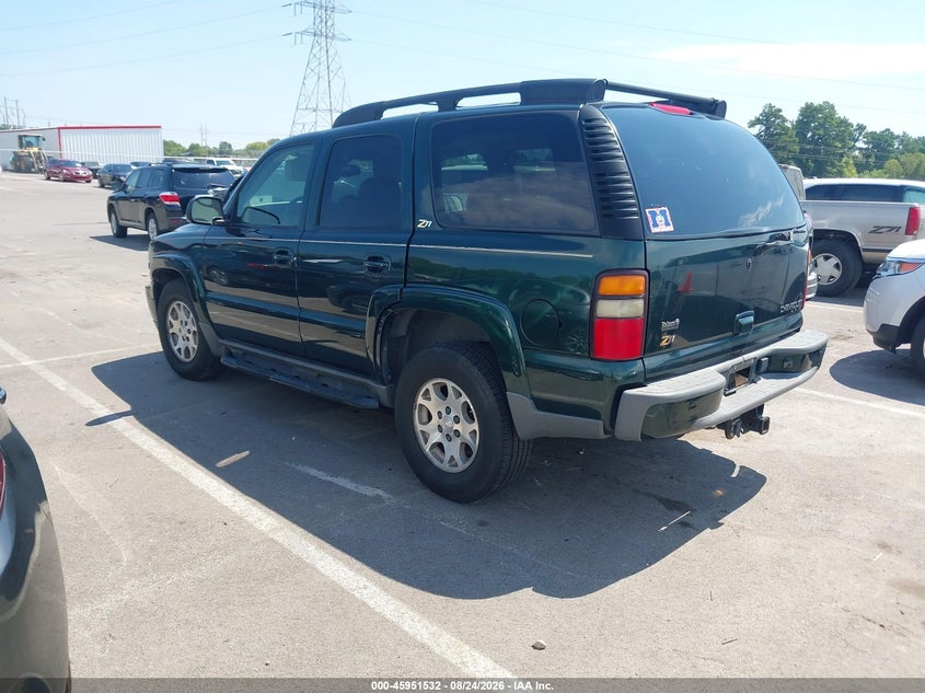 2004 CHEVROLET TAHOE auction photo 3