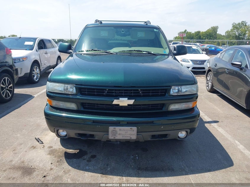 2004 CHEVROLET TAHOE auction photo 6