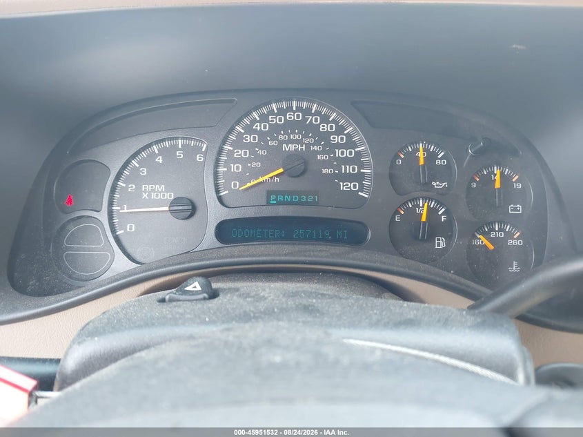 2004 CHEVROLET TAHOE auction photo 7