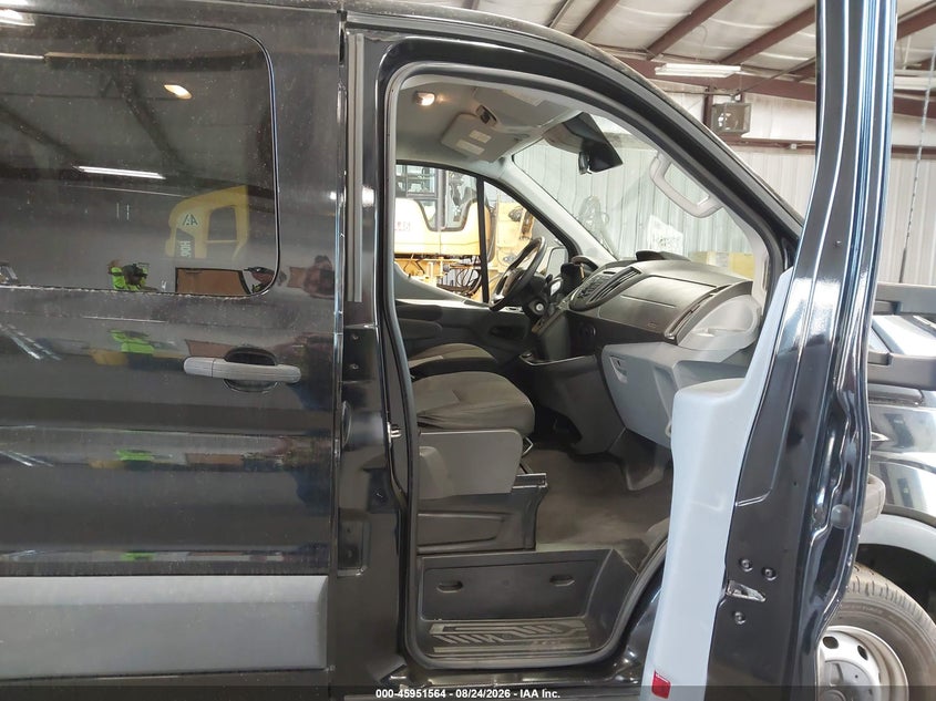2018 FORD TRANSIT-350 auction photo 5