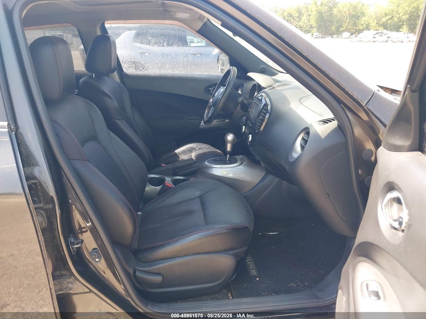 2011 NISSAN JUKE auction photo 5