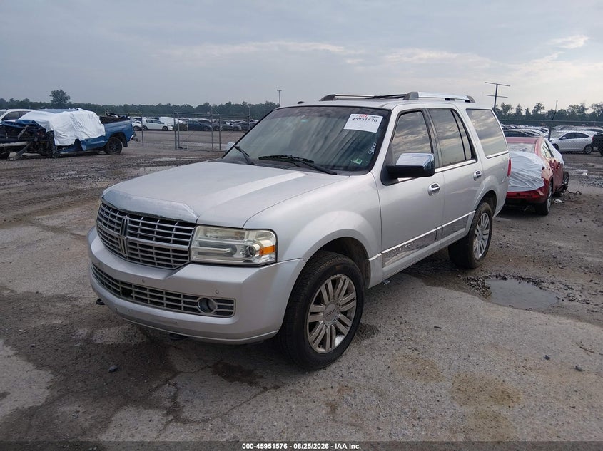 2014 LINCOLN NAVIGATOR auction photo 2