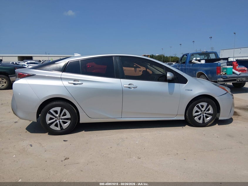 TOYOTA PRIUS - zdjęcie 13