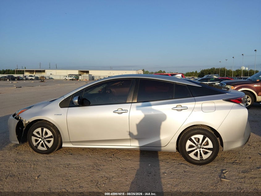 TOYOTA PRIUS - zdjęcie 14