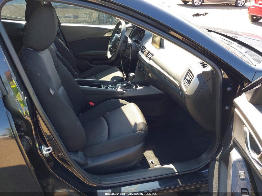 2018 MAZDA MAZDA3 auction photo 5