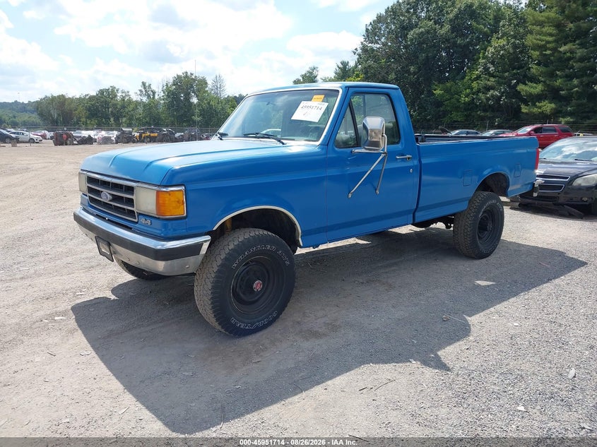 1990 Ford F250, Left & Right Side, IAAI, VIN 1FTHF26H1LNB00545 — photo 2