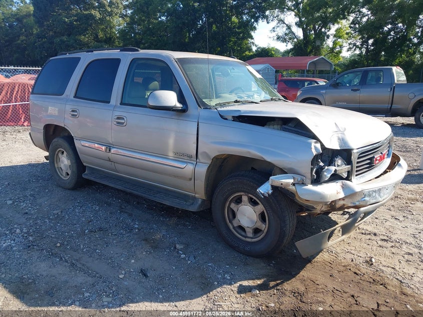 2004 GMC YUKON auction photo 1
