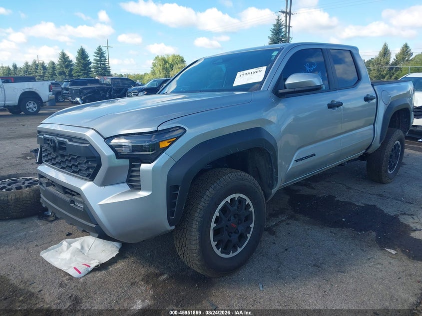 2026 Toyota Tacoma, Right Front, IAAI, VIN 3TMLB5JN6TM250455 — photo 2