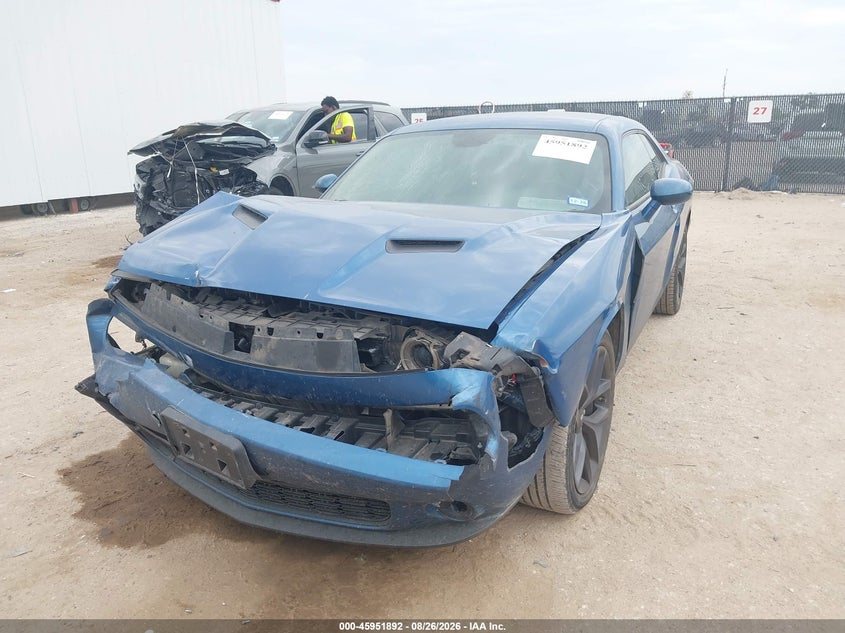 2022 Dodge Challenger, Front End, IAAI, VIN 2C3CDZAG0NH206475 — photo 2