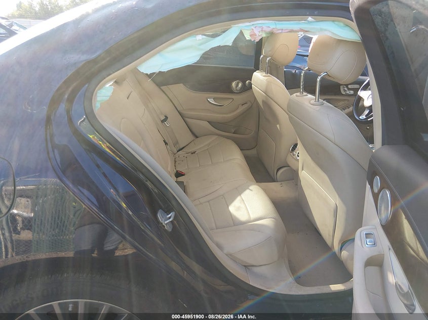 MERCEDES-BENZ C 300 2015 VIN 55SWF4KB4FU057597