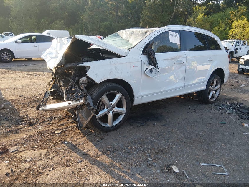 AUDI Q7 2013 VIN WA1DGAFE5DD005158