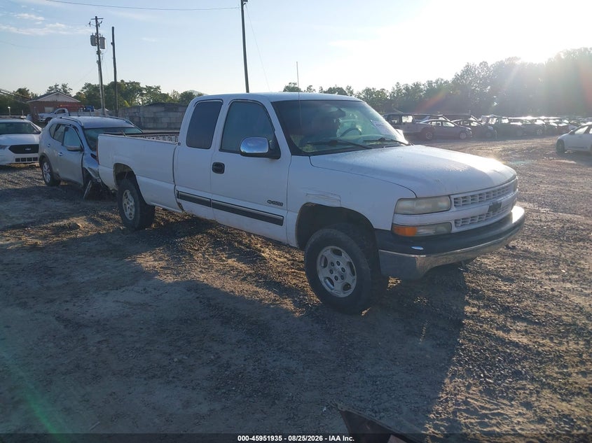 2001 CHEVROLET SILVERADO 1500 auction photo 1
