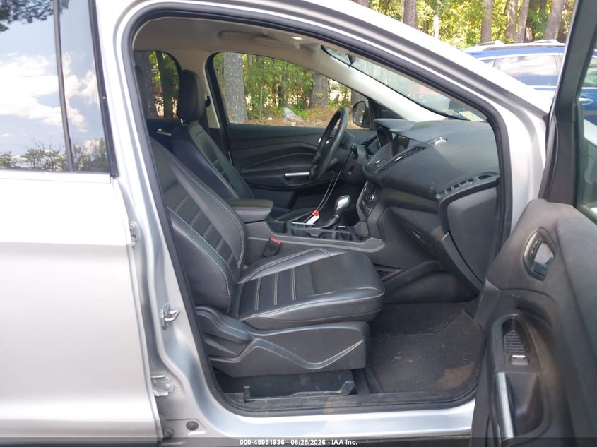2019 FORD ESCAPE auction photo 5