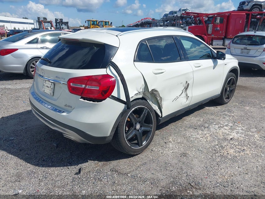 2015 MERCEDES-BENZ GLA 250 — zdjęcie 4