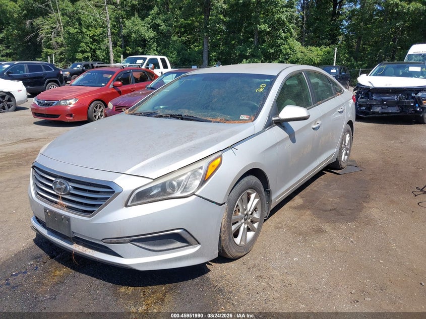 2017 HYUNDAI SONATA auction photo 2