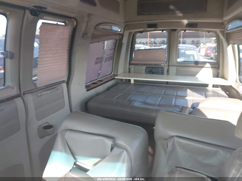 2002 GMC SAVANA auction photo 8