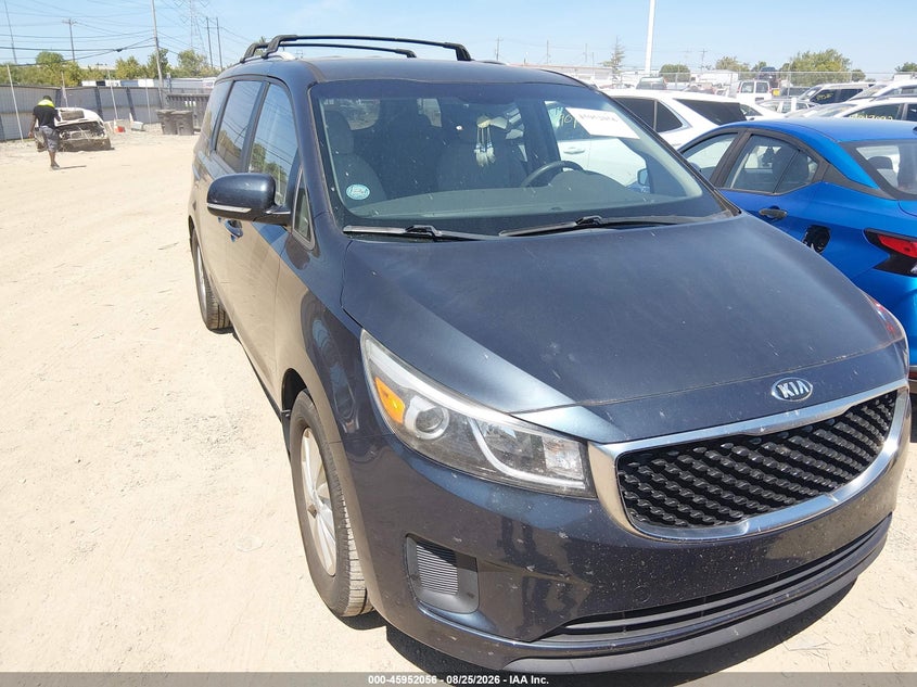 2016 KIA SEDONA auction photo 6