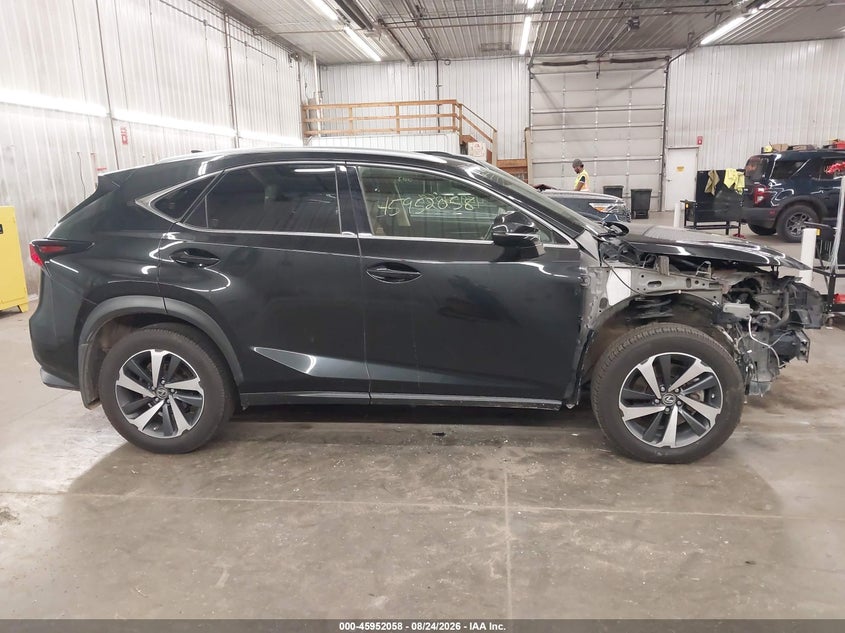 LEXUS NX 300 - zdjęcie 14