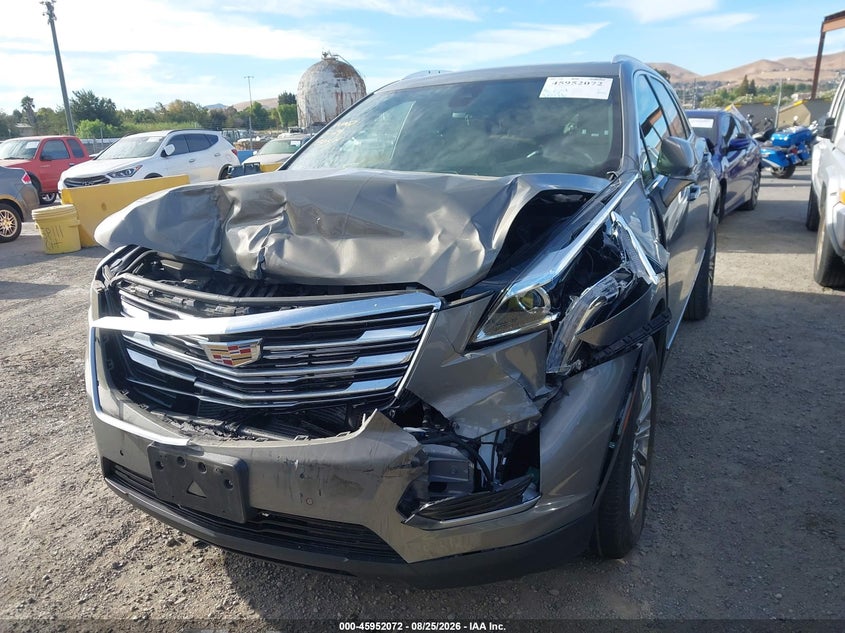 2017 CADILLAC XT5 auction photo 6
