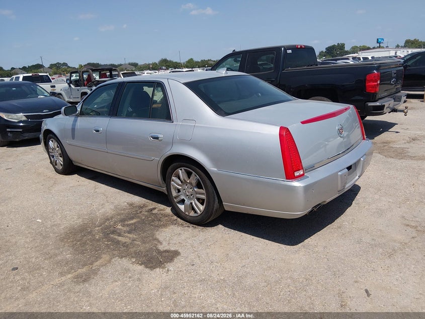 2011 CADILLAC DTS auction photo 3
