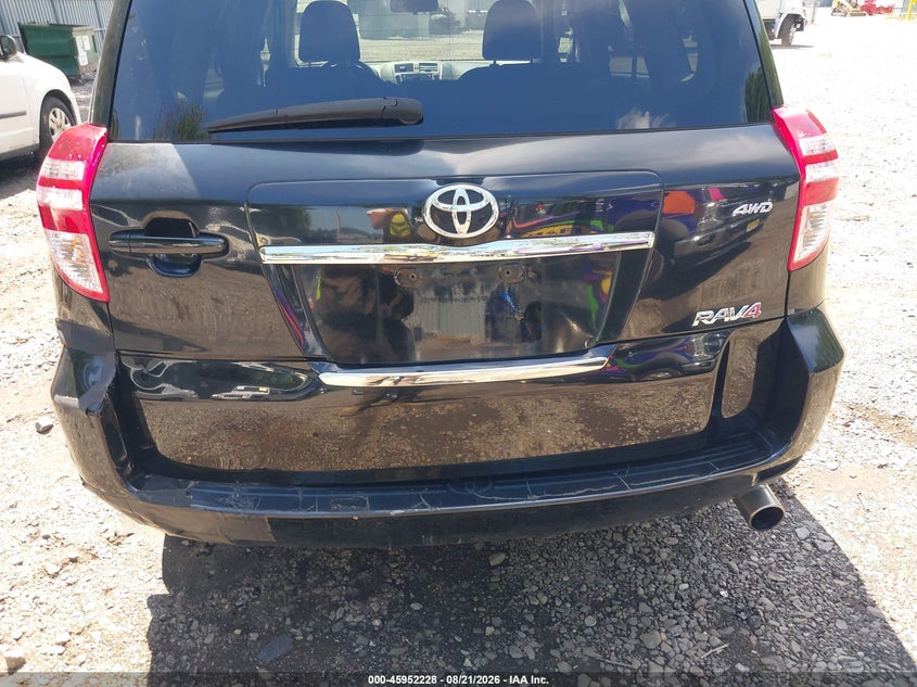 2011 TOYOTA RAV4 auction photo 6