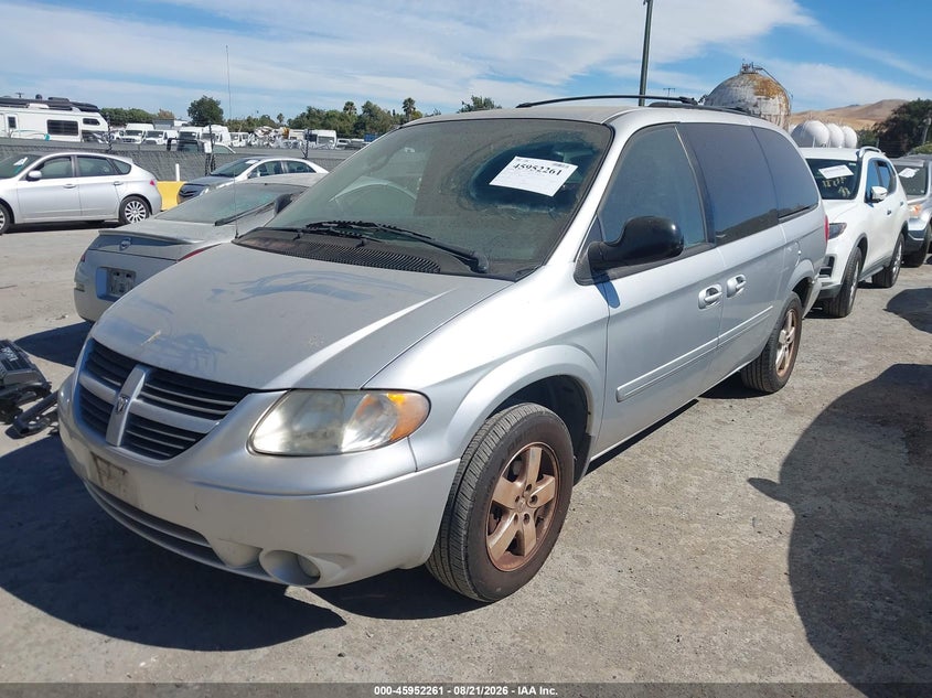 2007 DODGE GRAND CARAVAN auction photo 2