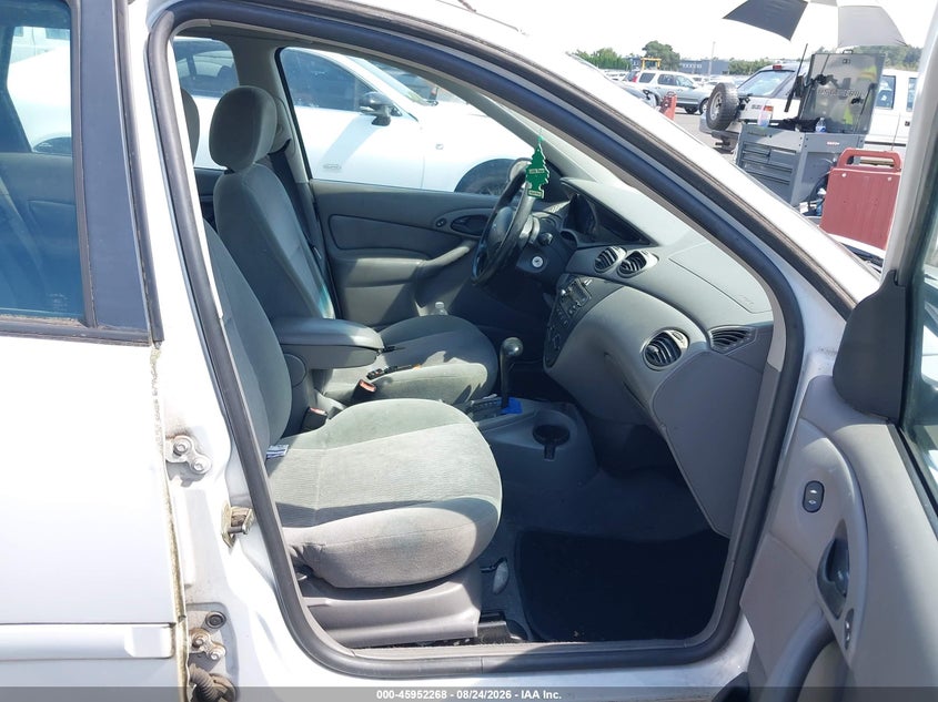 2000 FORD FOCUS auction photo 5
