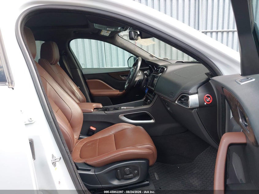 2017 JAGUAR F-PACE auction photo 5