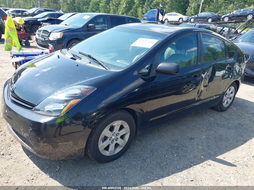 2005 Toyota Prius, Left Side, IAAI, VIN JTDKB20UX53104261 — photo 2