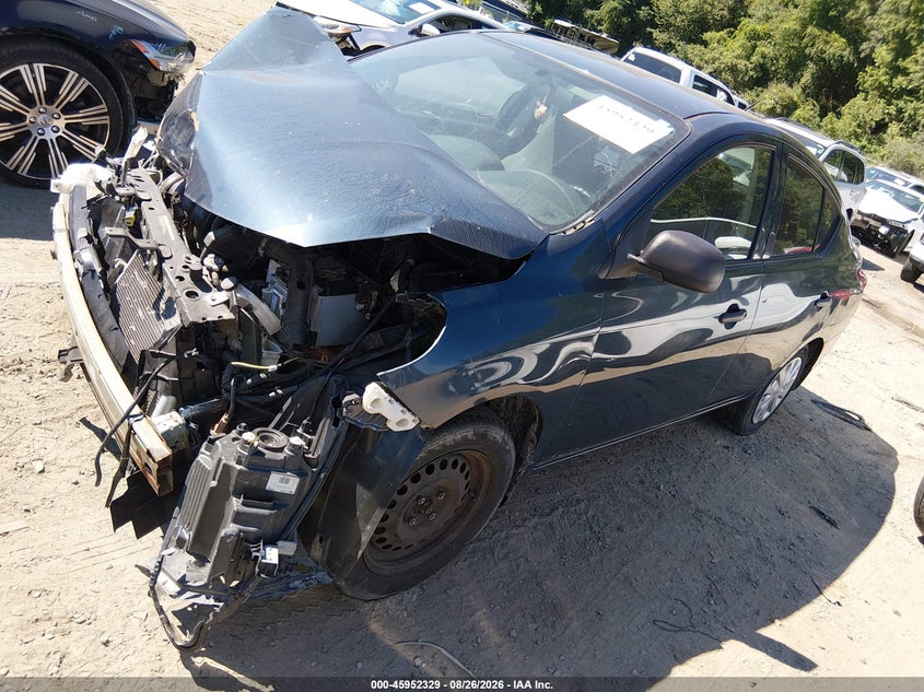 2015 NISSAN VERSA auction photo 2