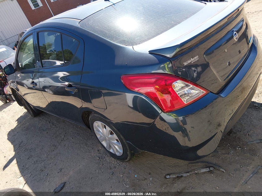 2015 NISSAN VERSA auction photo 3