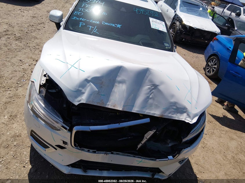 VOLVO XC60 - zdjęcie 13
