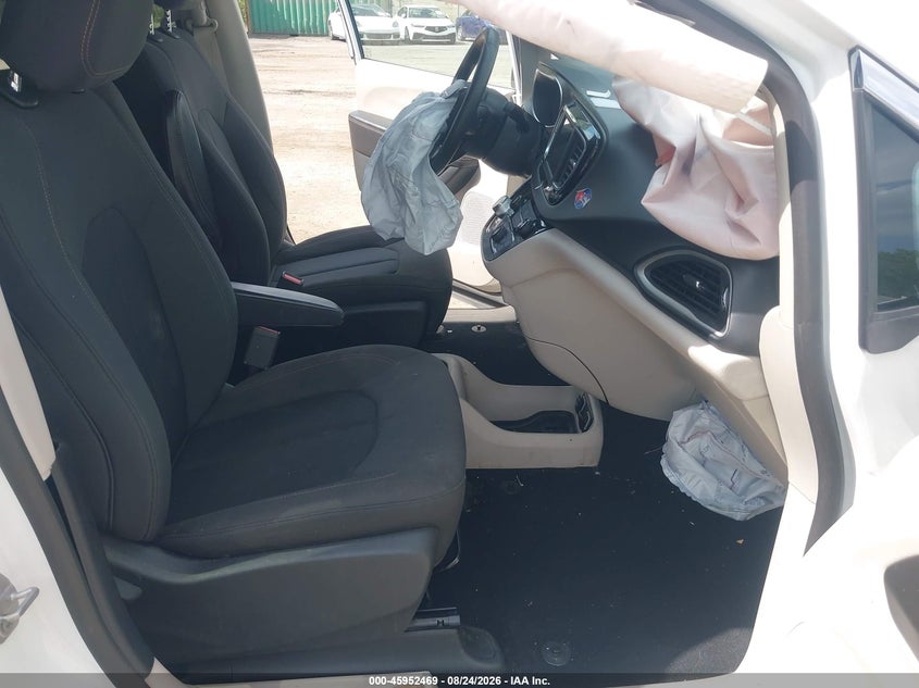 CHRYSLER PACIFICA 2019 VIN 2C4RC1DG9KR702046