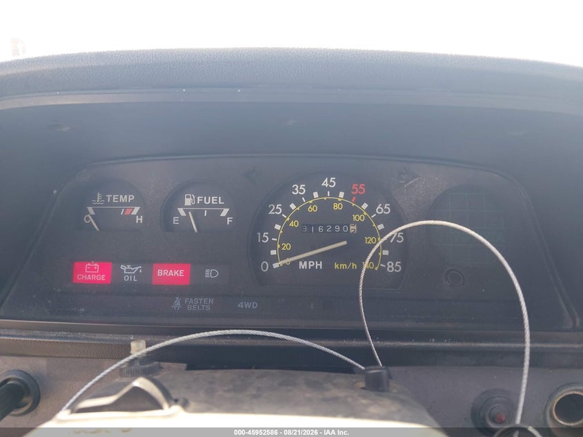Photo 7 - TOYOTA PICKUP