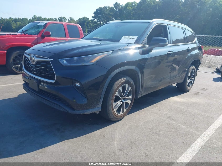 2021 Toyota Highlander, Left Rear, IAAI, VIN 5TDGZRAH1MS042855 — photo 2