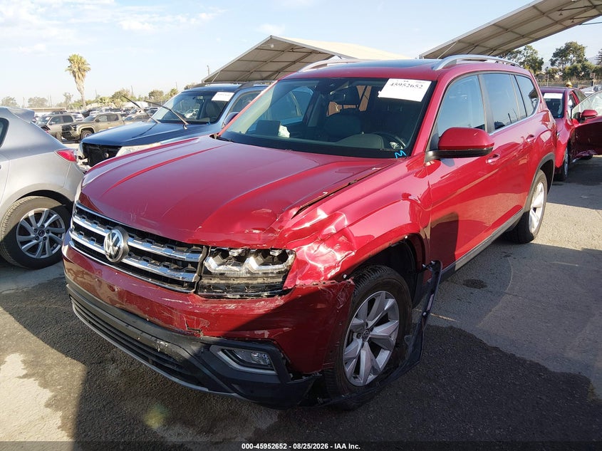 2018 Volkswagen Atlas, Left Front, IAAI, VIN 1V2ER2CA0JC515199 — photo 2