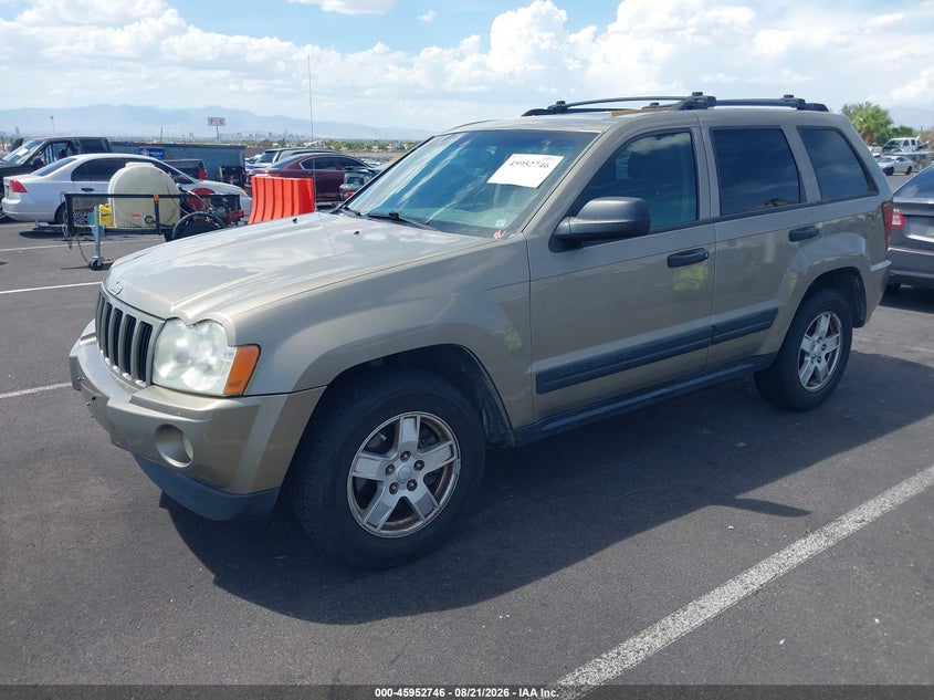 2005 Jeep Grand Cherokee Laredo, Обычный износ, IAAI, VIN 1J8HS48N15C724234 — фото 2