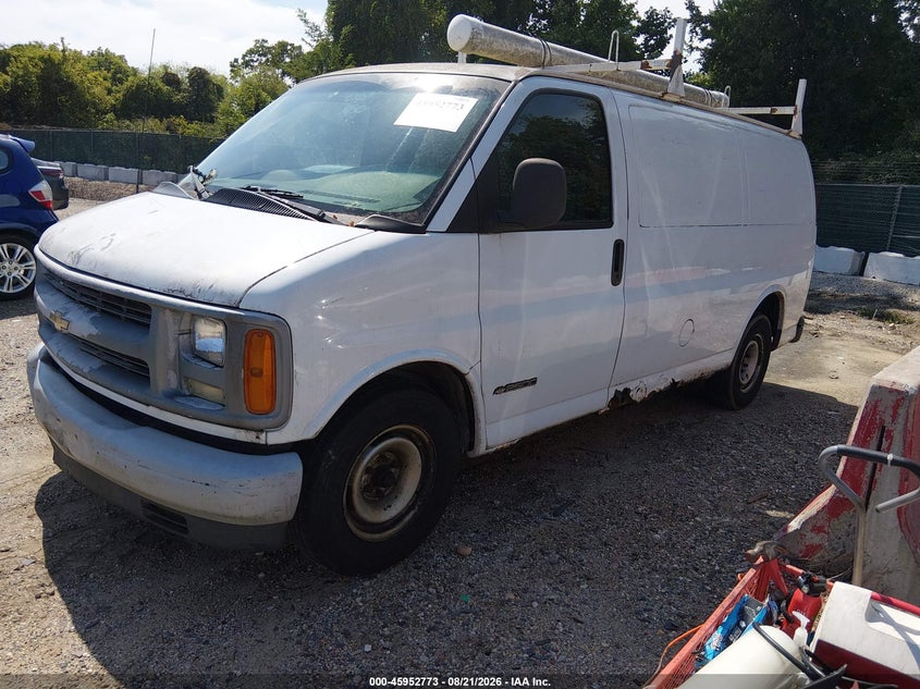 CHEVROLET EXPRESS 2000 VIN 1GCFG25R7Y1212716